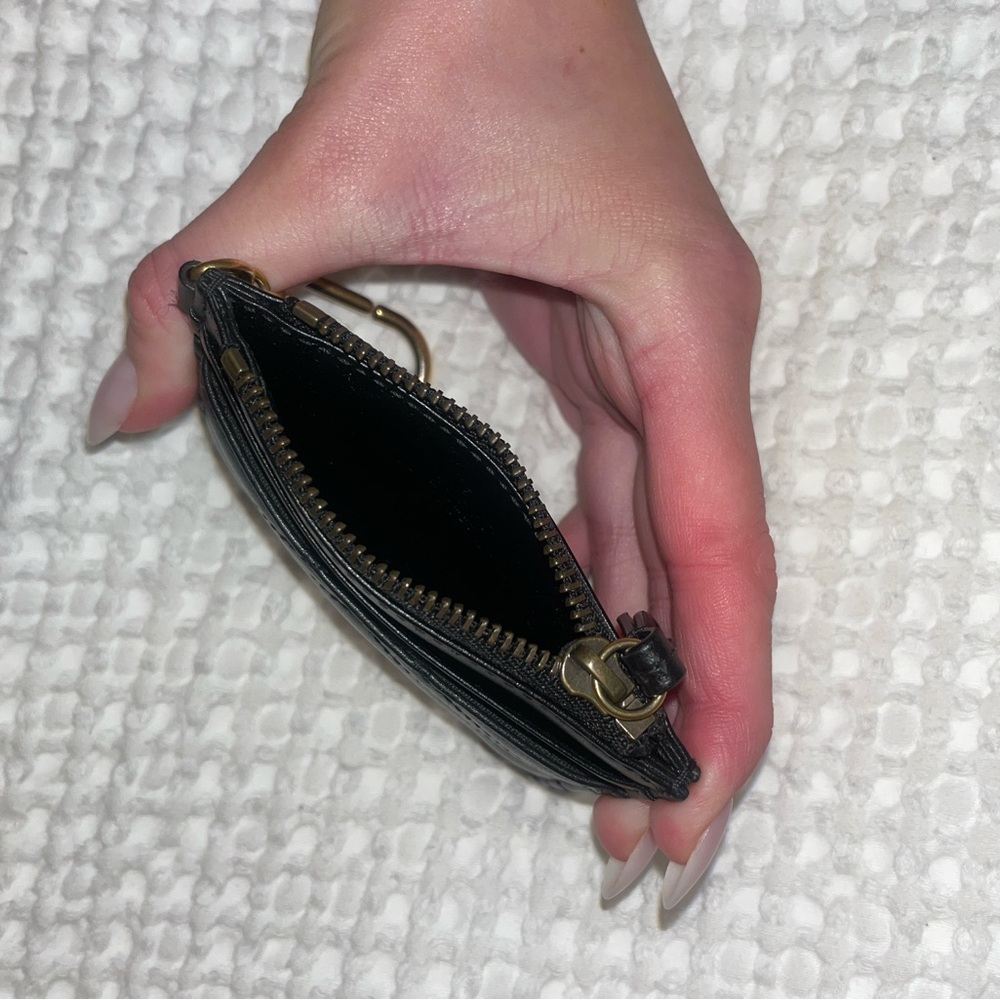 Gucci Black Quilted GG Marmont Key Pouch - Picture 3 of 7
